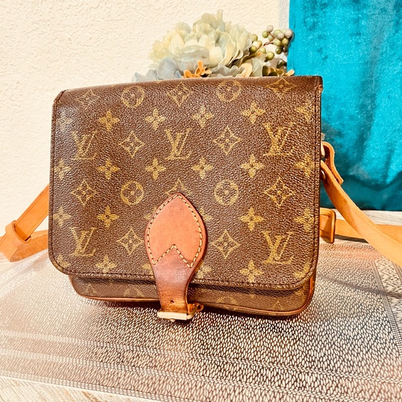 Louis Vuitton Monogram cartouchiere MM crossbody bag - Picture 3 of 14